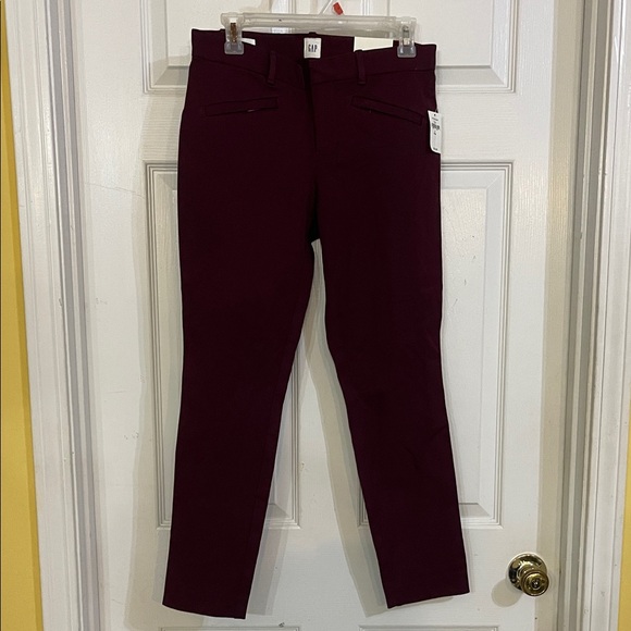 GAP Pants - GAP Women's Deep Burgundy skinny Ankle Jeans size 6